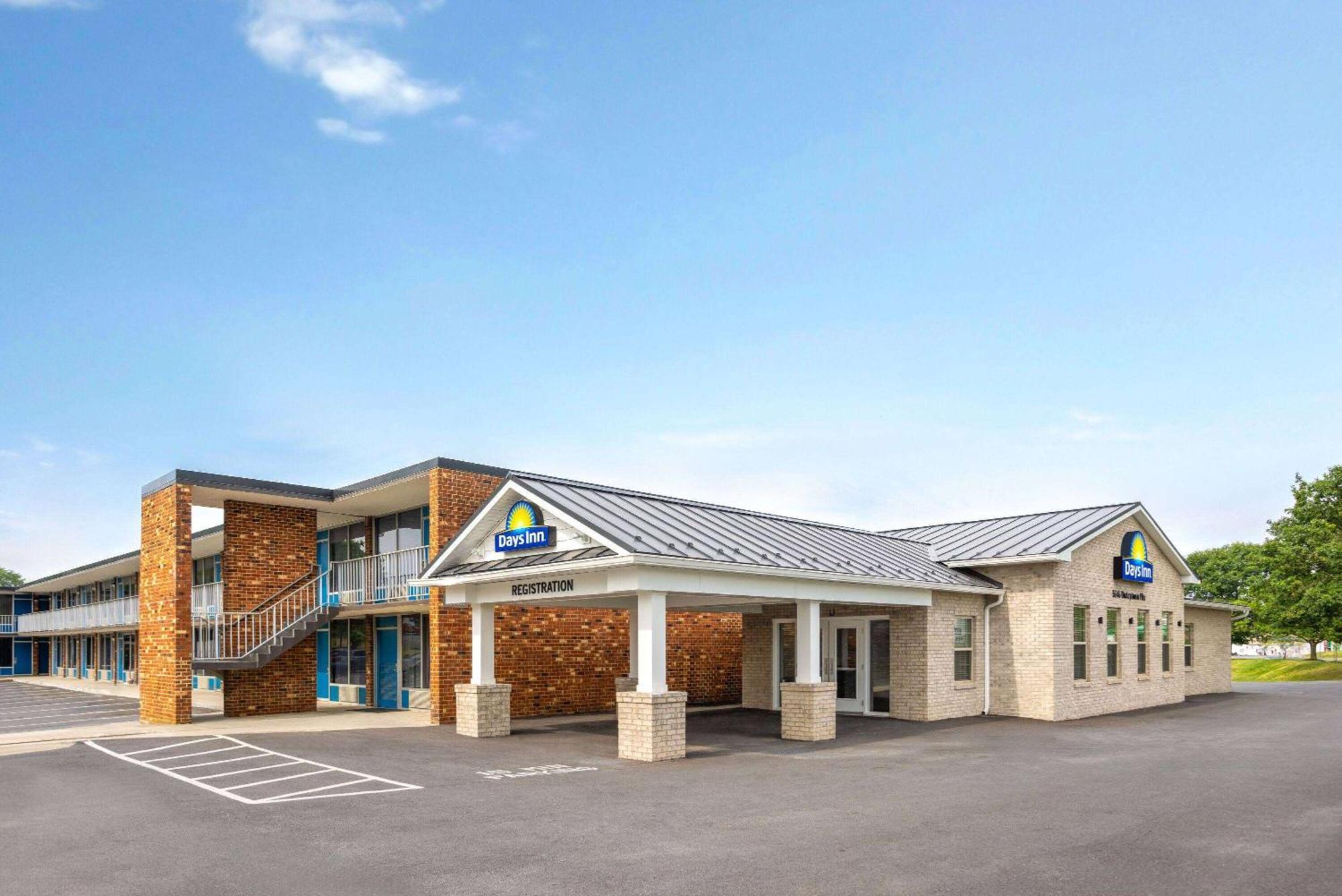 Days Inn Of Frederick By Wyndham Kültér fotó